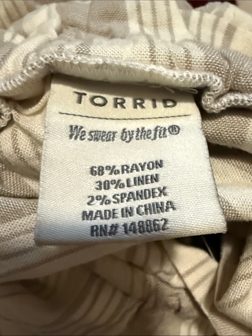 Torrid 2x 18/20 Striped Linen-Blend Paperbag Women’s Shorts - Cream & Taupe NWT - Picture 10 of 10